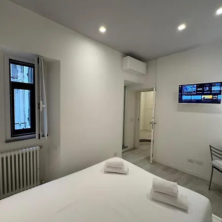 Gemmina Moon Πανσιόν Βερνάτσα